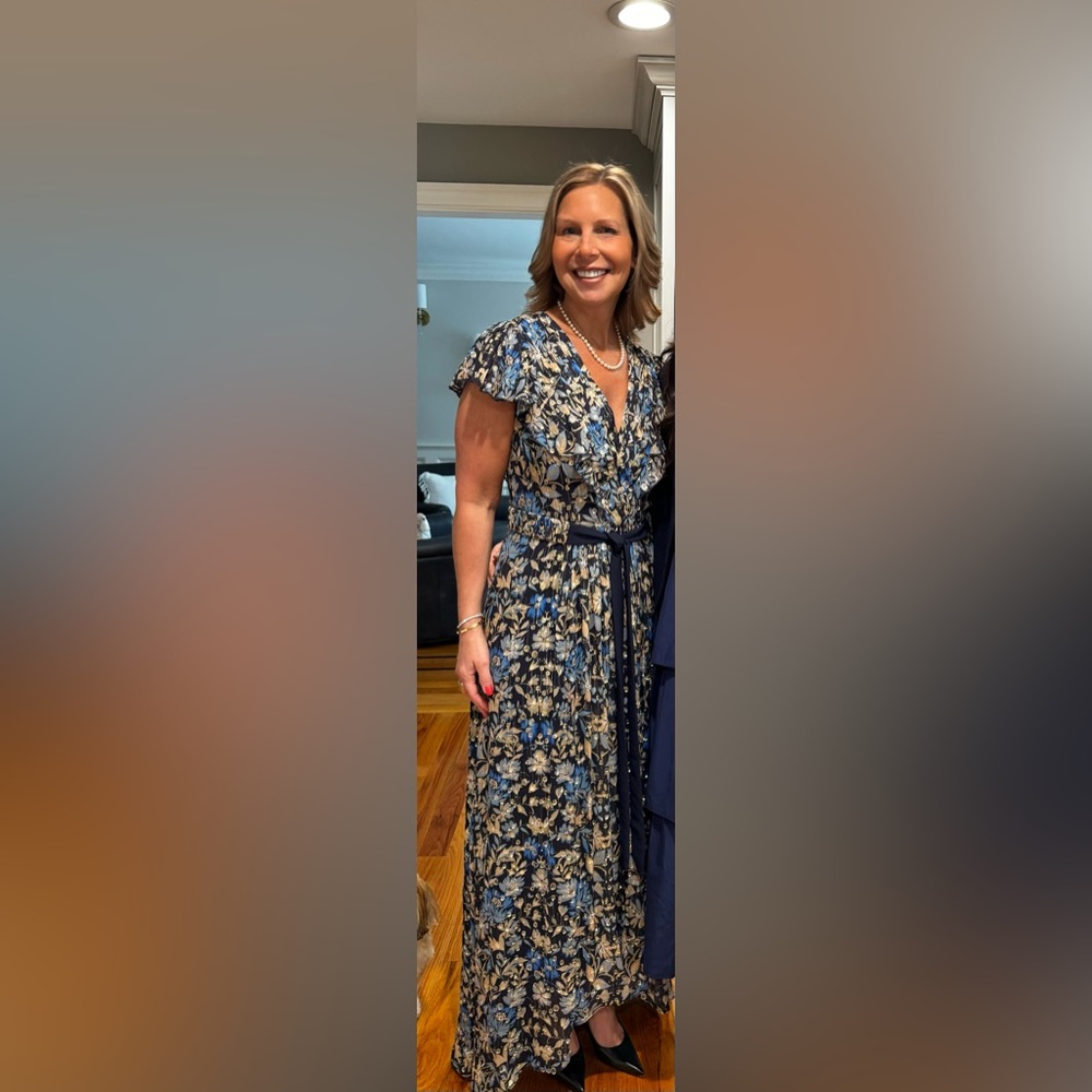 Monique Lhuillier Blue Bell garden short sleeve maxi. Perfect condition! - Picture 7 of 9